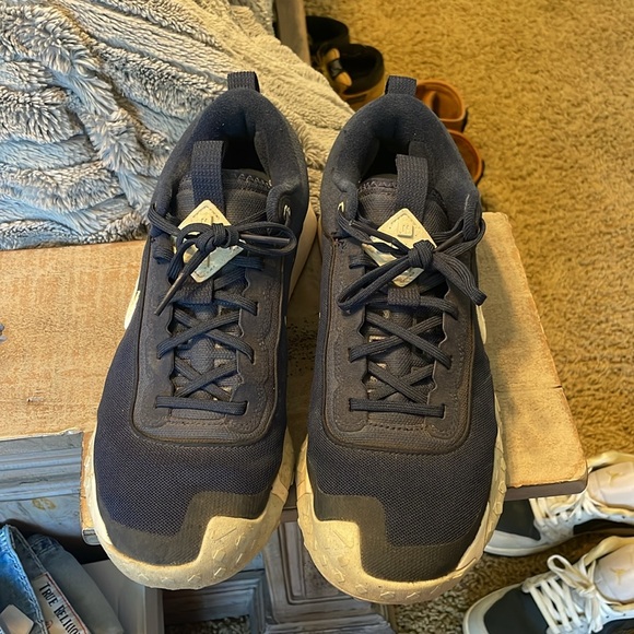 Nike Runners - Picture 3 of 4